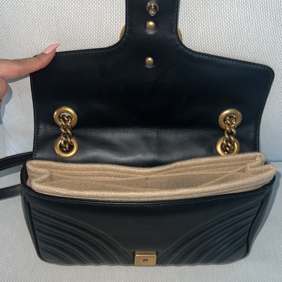 ‼️SOLD‼️GG Marmont small matelassé shoulder bag. - Picture 7 of 14